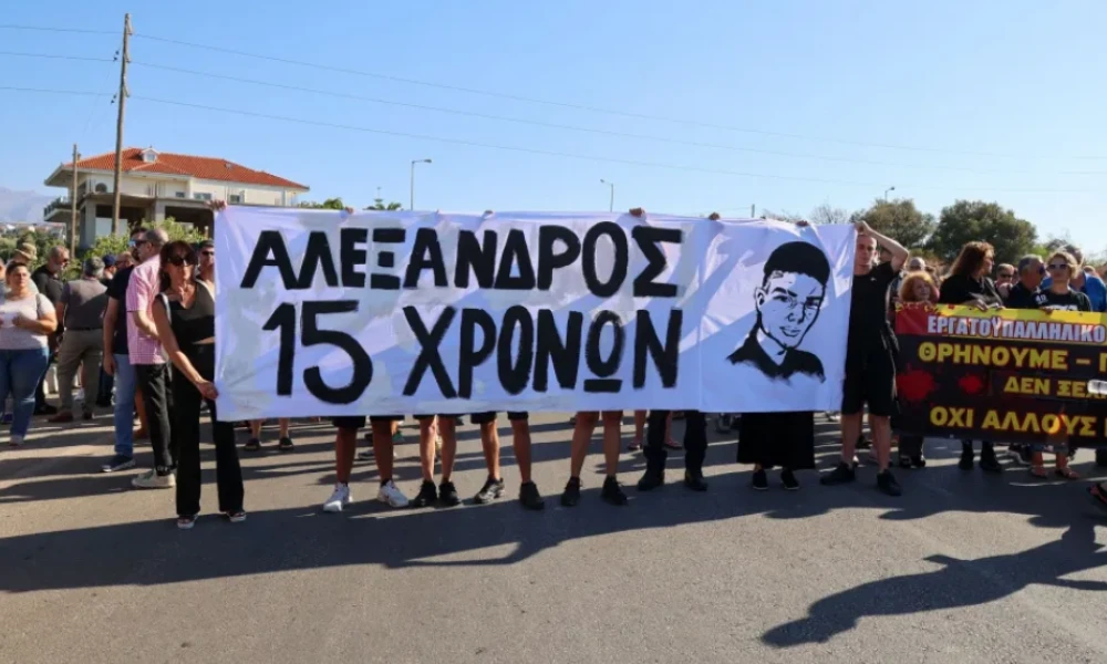 Οργή στα Χανιά: Διαμαρτυρία εκατοντάδων πολιτών για τα θανατηφόρα τροχαία στον ΒΟΑΚ